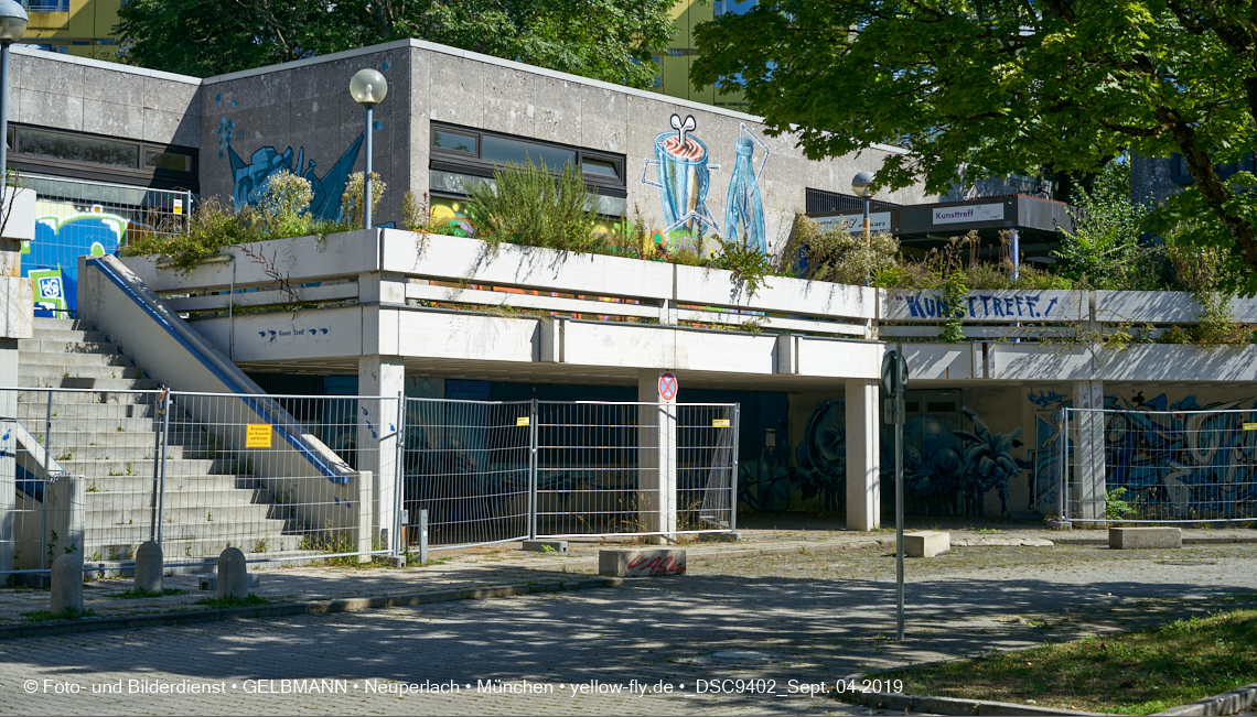 04.09.2019 - Einkaufs- und Wohnzentrum Quiddestraße in Neuperlach